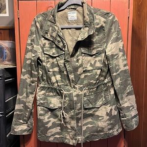 Old Navy utility camo jacket, size Medium
